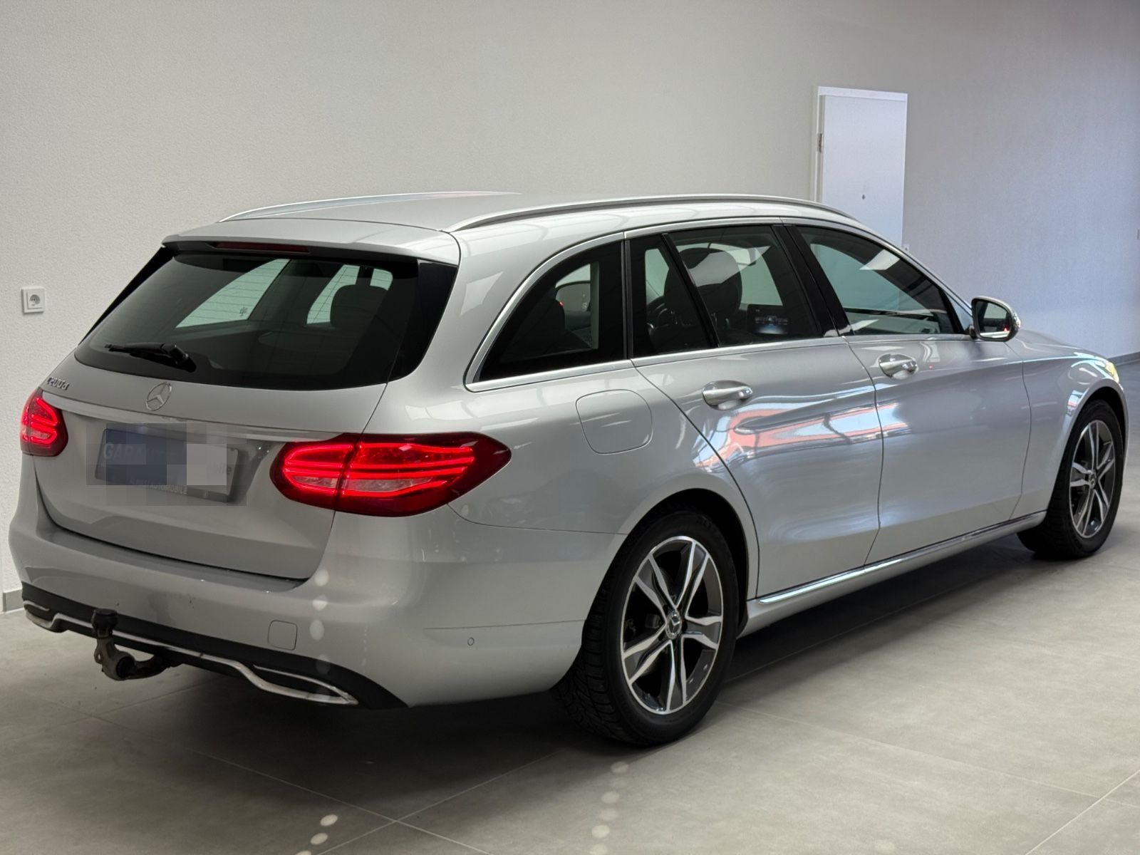 Mercedes-Benz C 200 d T G-Tronic Plus / PDC hi&vo / LED / AHK foto 3