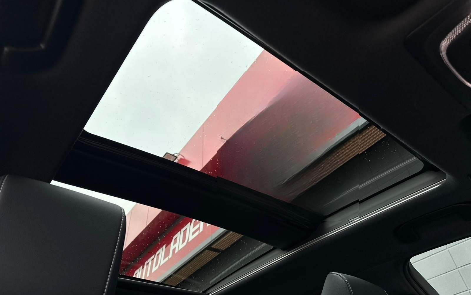 Toyota Corolla 2.0 HYBRID LOUNGE JBL#HUD#PANO##KEYLESS foto 25