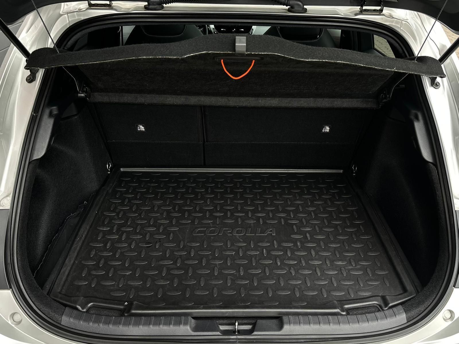 Toyota Corolla 2.0 HYBRID LOUNGE JBL#HUD#PANO##KEYLESS foto 7