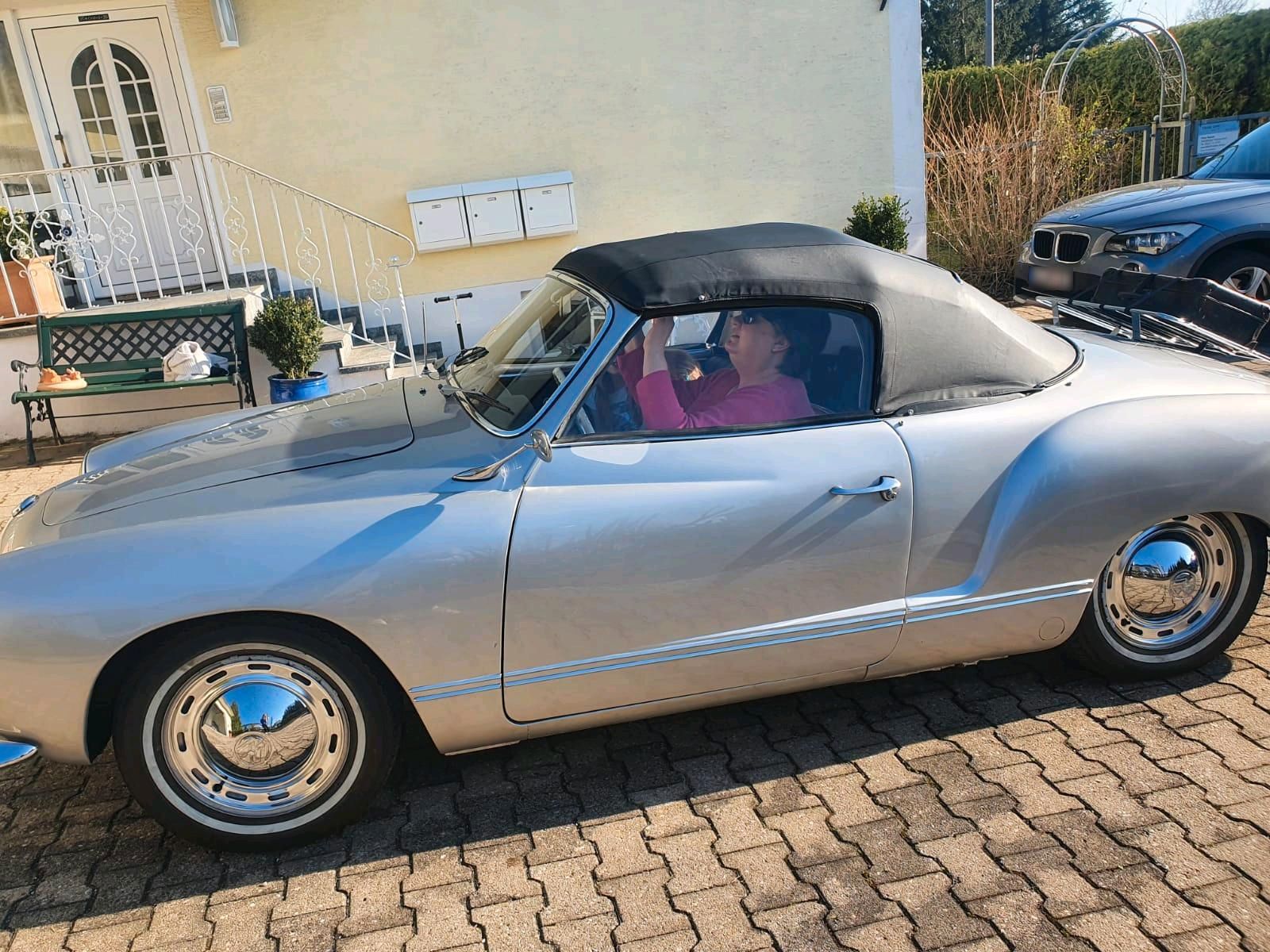 Volkswagen Karmann Ghia Bj. 1962 foto 2