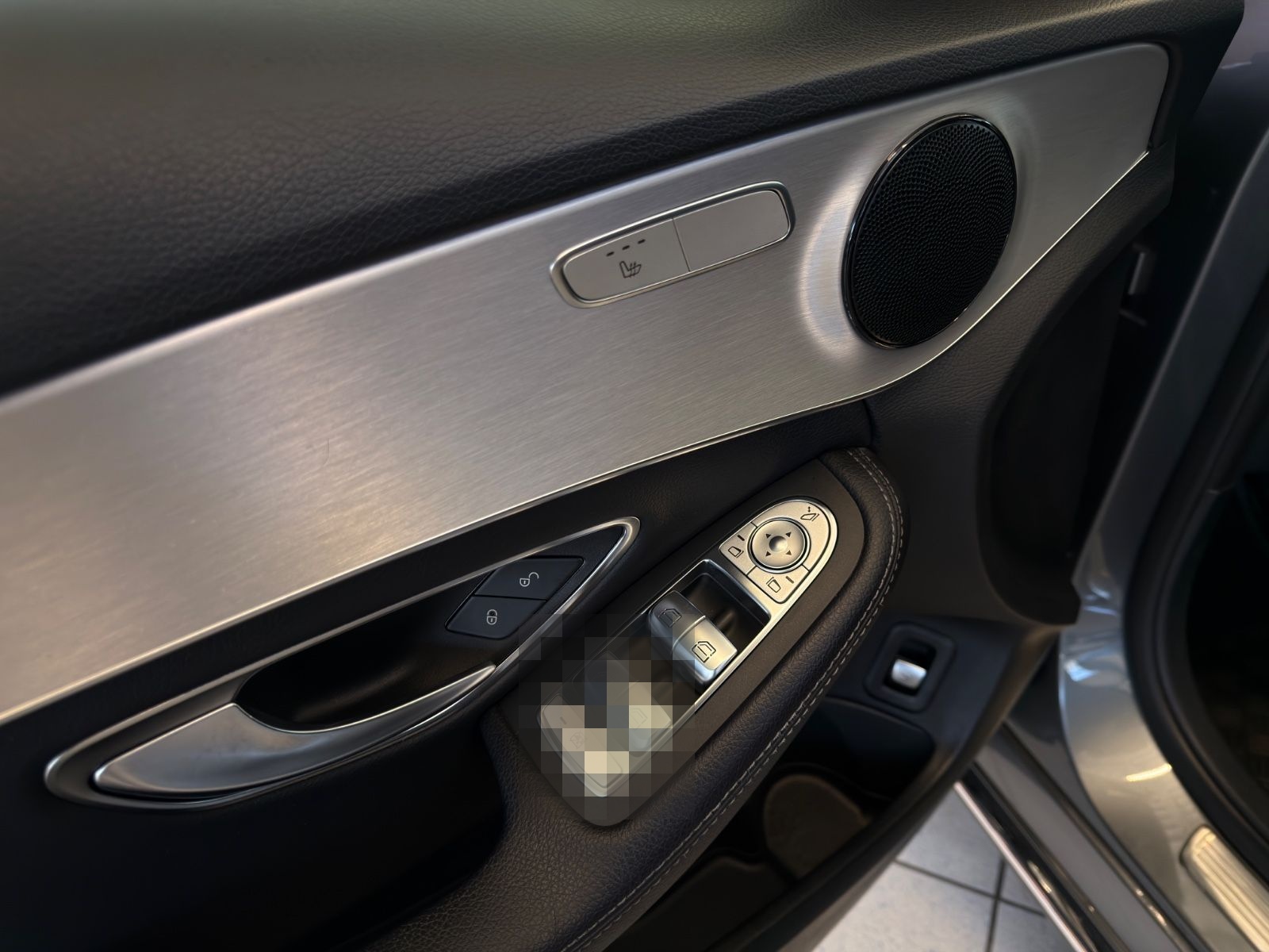 Mercedes-Benz C 200 T d Avantgarde /Pano/R-Cam/Widescreen foto 18