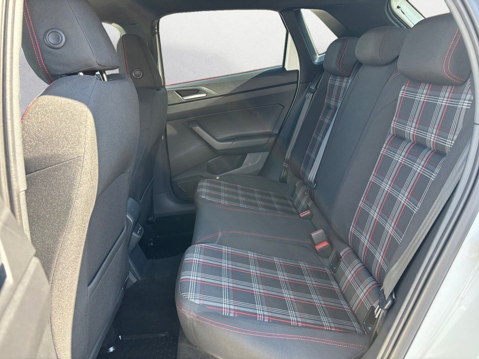 Volkswagen Polo GTI 2.0 TSI DSG foto 11