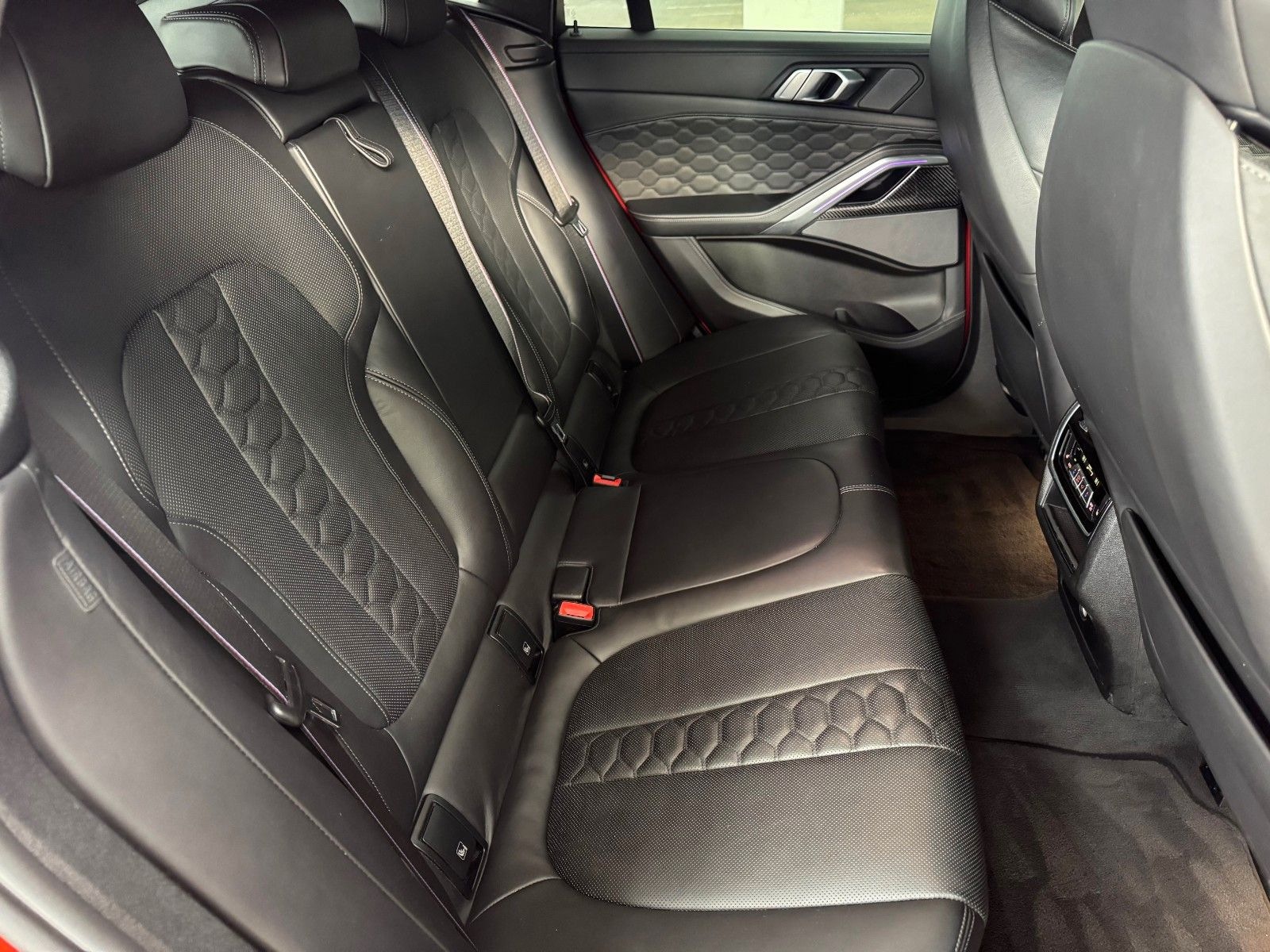 BMW X6 M COMPETITION.SKY.LASER.360°AHK.DR.ASS.PRO. foto 28