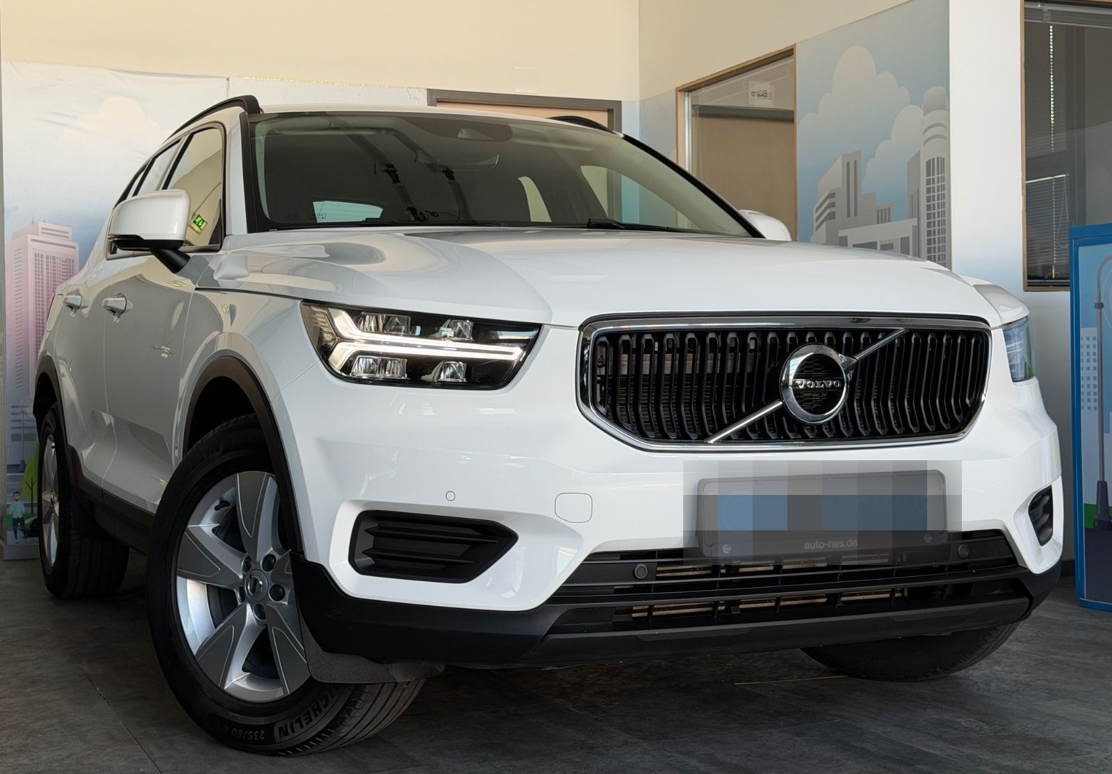 Volvo XC40 T3 1.5 MOMENTUM CORE*ACC*KAMERA*WEBASTO*KEY foto 2