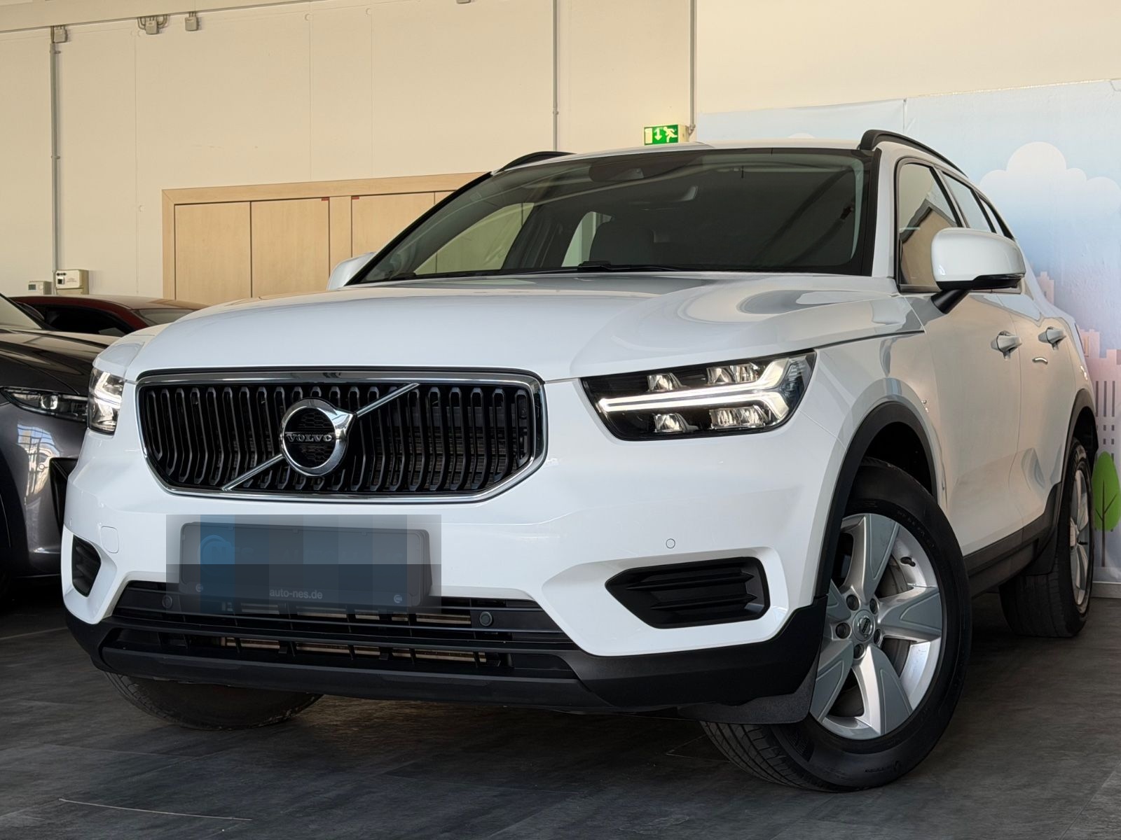Volvo XC40 T3 1.5 MOMENTUM CORE*ACC*KAMERA*WEBASTO*KEY foto 8