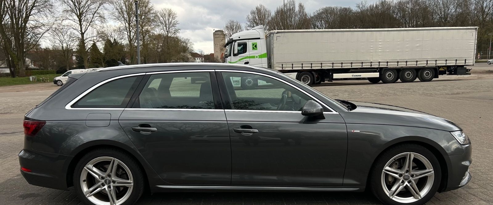 Audi A4 2.0 TDI 140kW S tronic Avant - foto 3