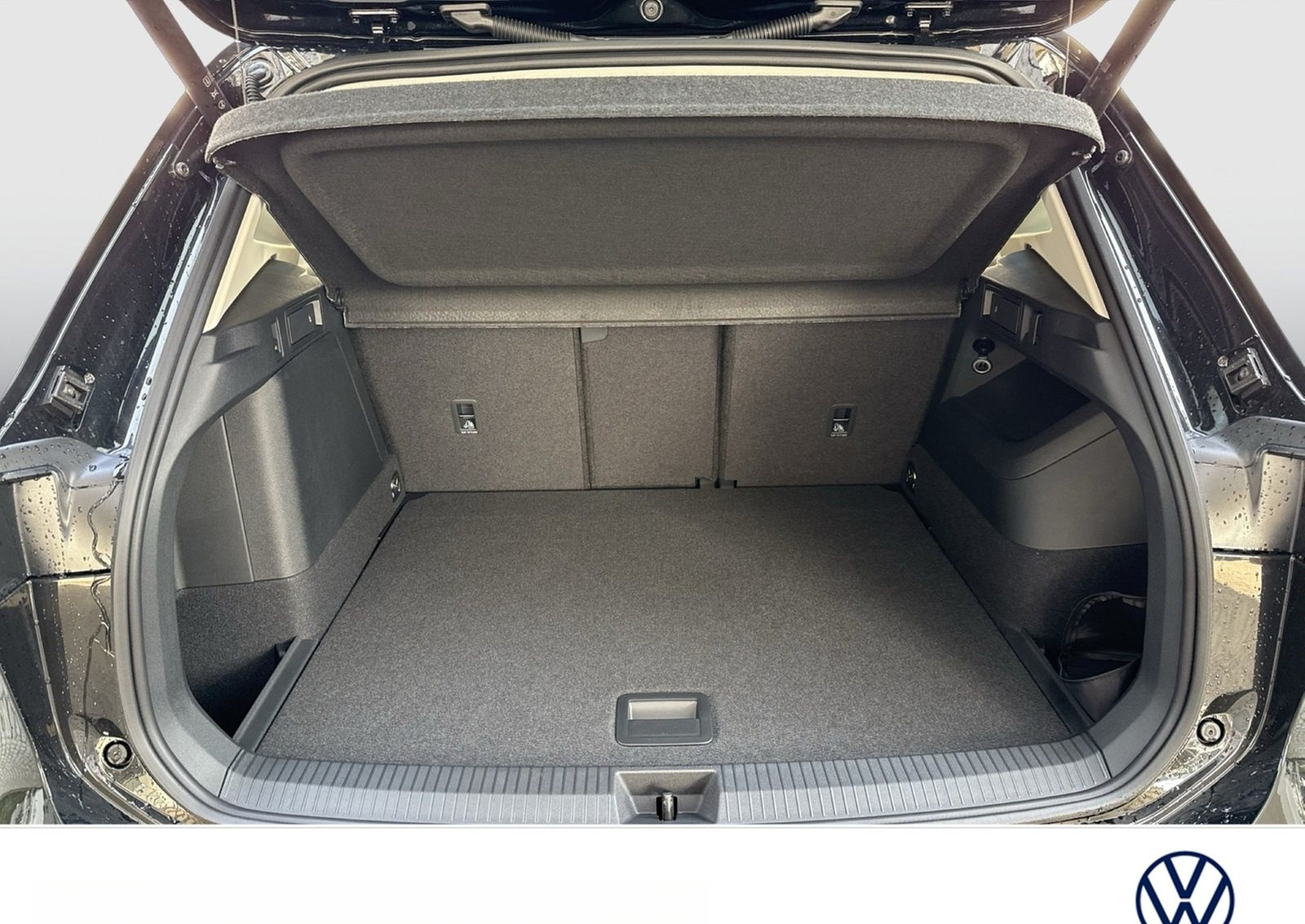Volkswagen Tiguan 1.5 HYBRID LIFE AHK CAM LM18 CARPLAY foto 16