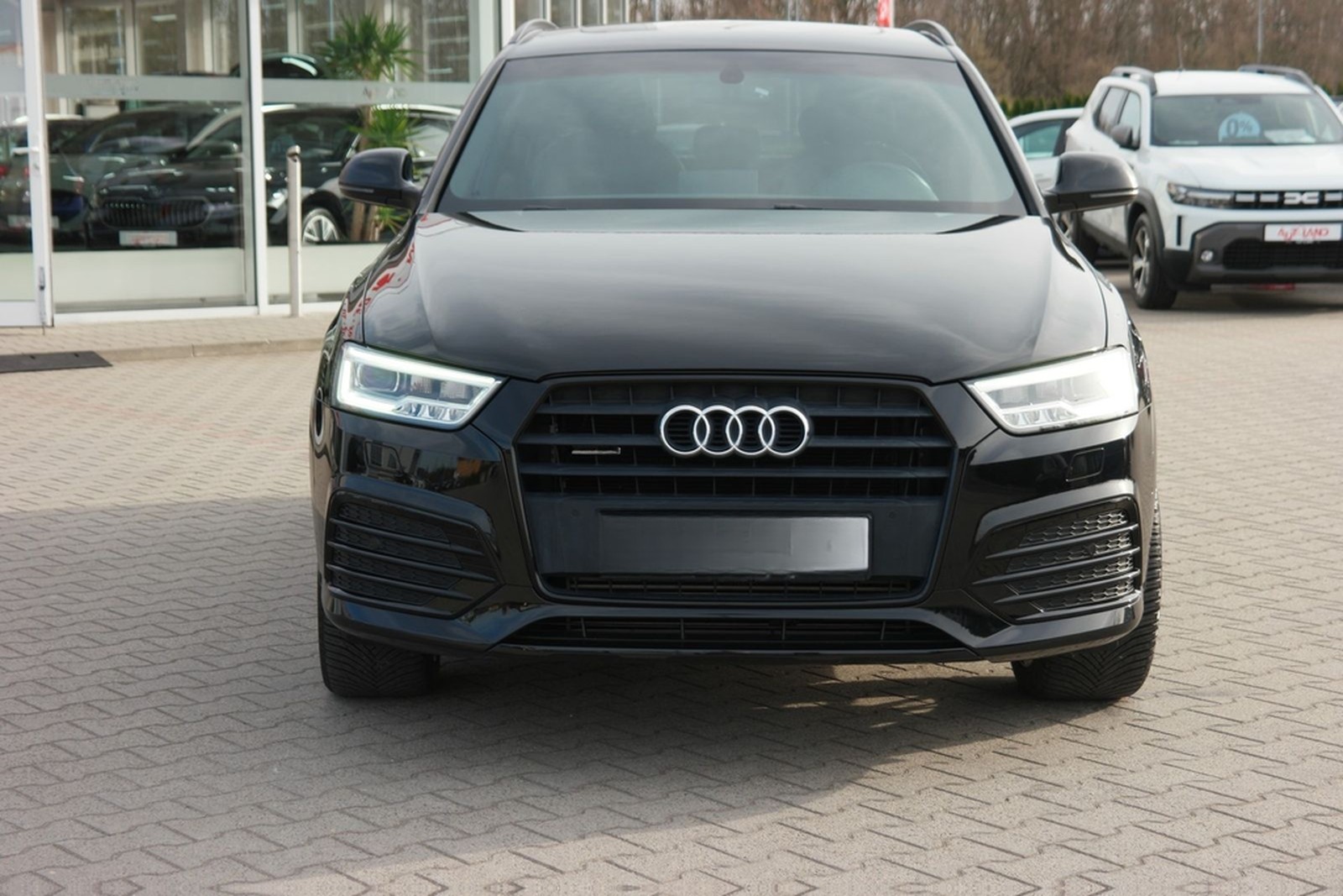 Audi Q3 2.0 TFSI quattro S-Line LED AHK Panorama DAB foto 9