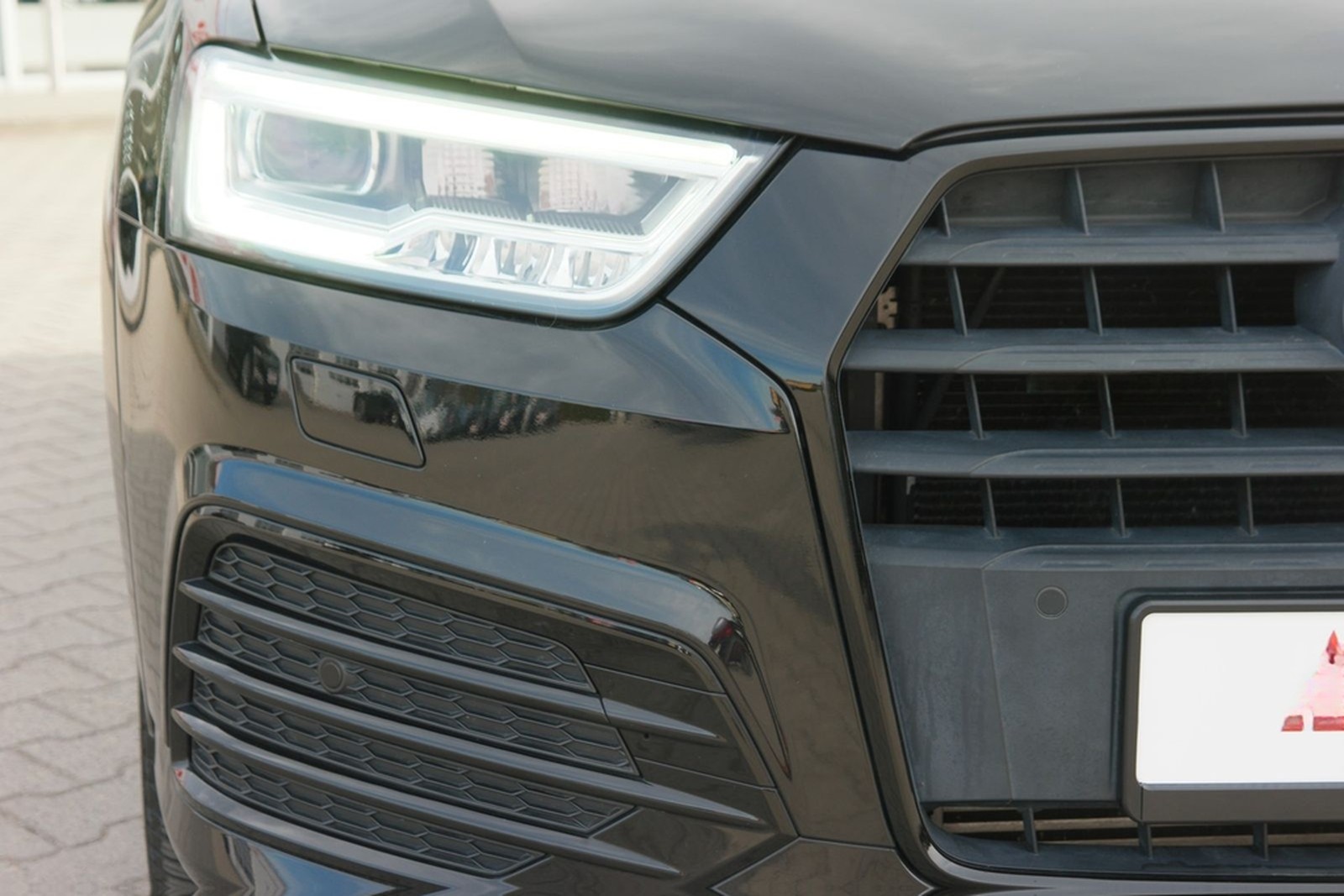 Audi Q3 2.0 TFSI quattro S-Line LED AHK Panorama DAB foto 10