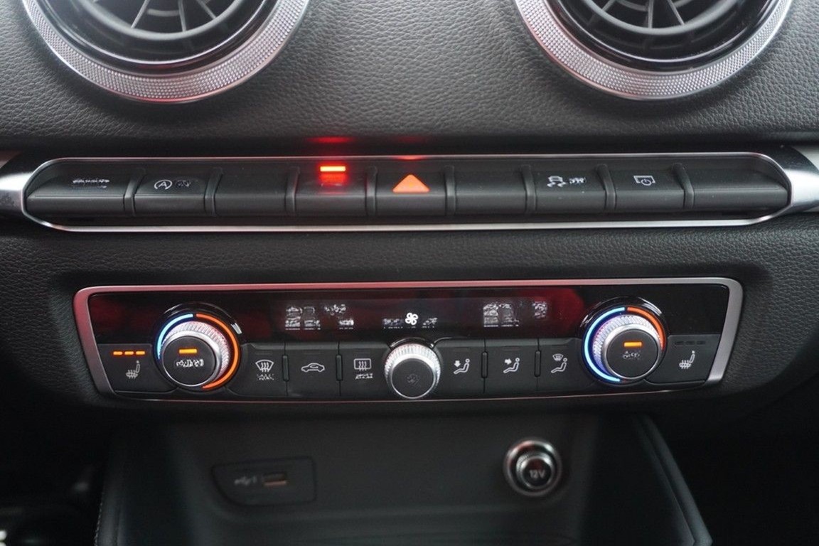 Audi A3 Sportback 35 TFSI Digitales Cockpit Totwinkel foto 32