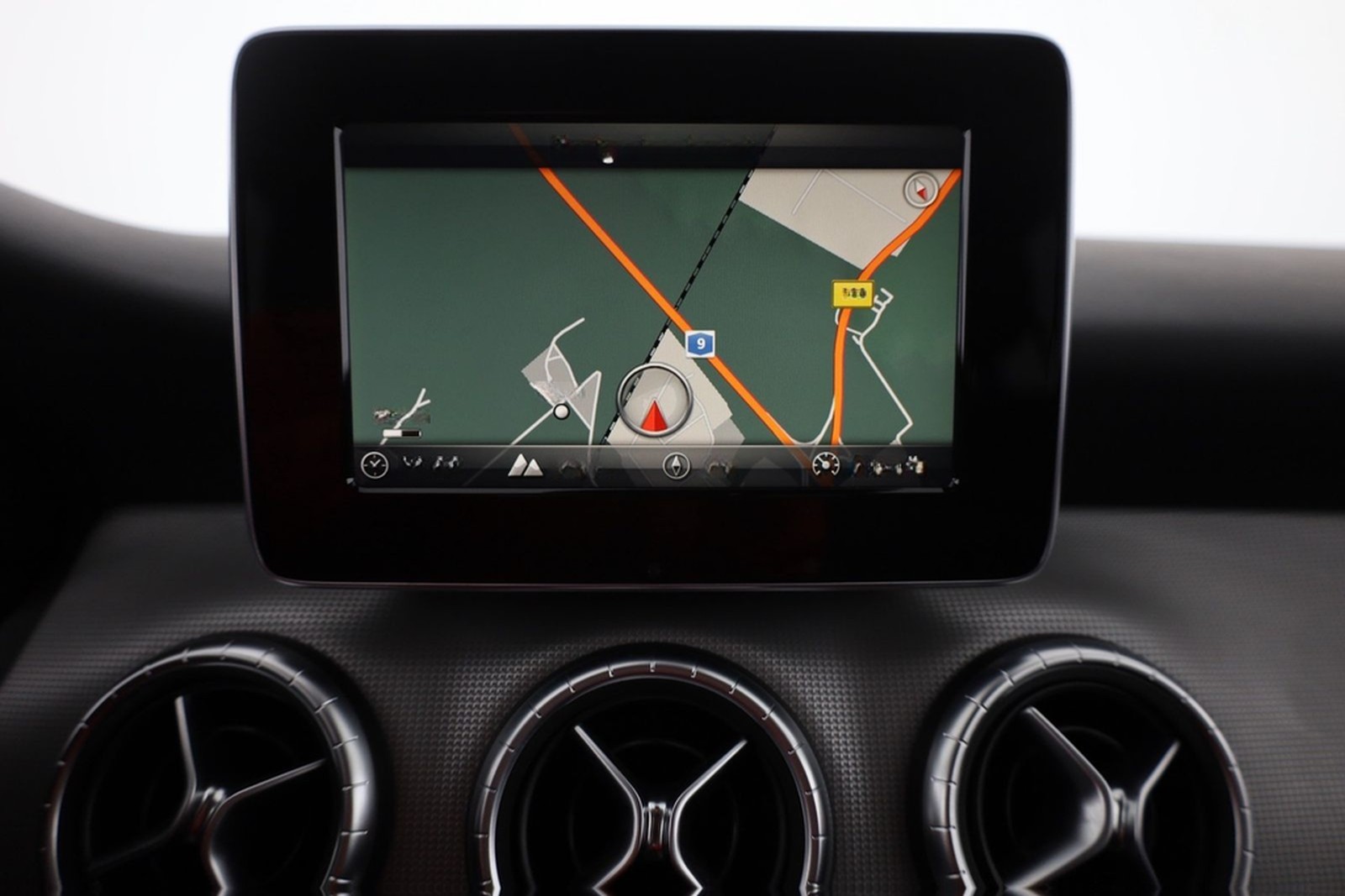 Mercedes-Benz CLA 250 SB 4Matic LED Kamera Navi Tempomat Leder foto 11