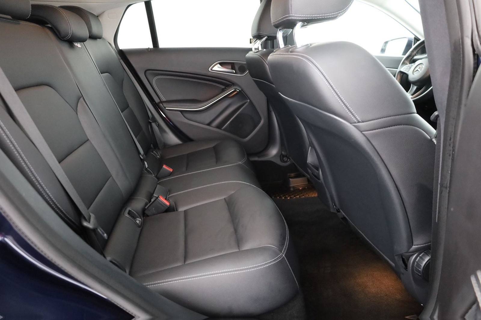 Mercedes-Benz CLA 250 SB 4Matic LED Kamera Navi Tempomat Leder foto 25