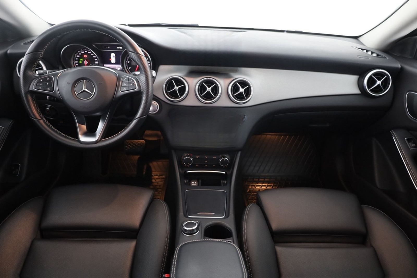 Mercedes-Benz CLA 250 SB 4Matic LED Kamera Navi Tempomat Leder foto 9