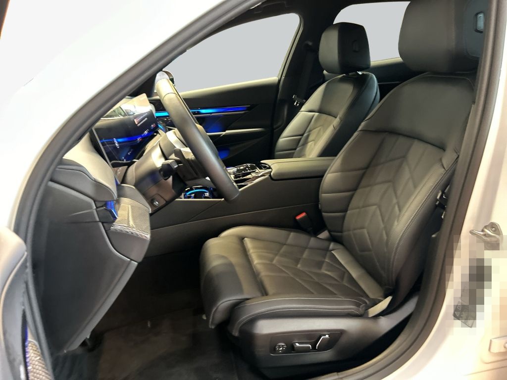 BMW 520d xDrive Aut. M-Paket LED Harman Kardon Stdhz foto 12
