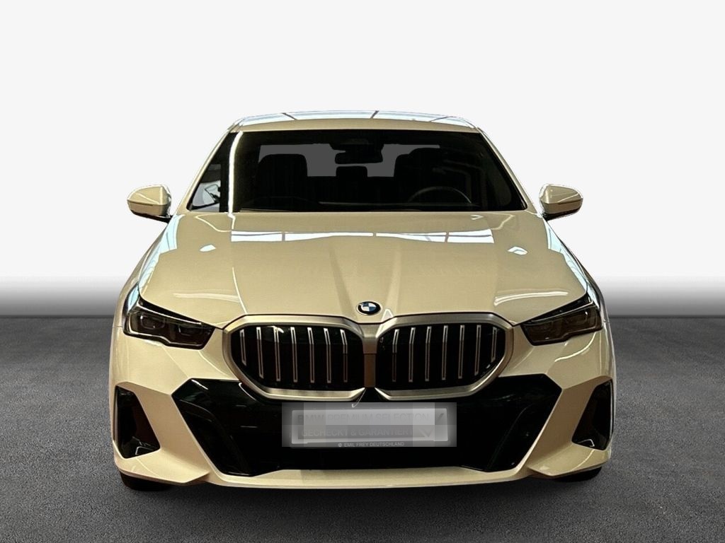 BMW 520d xDrive Aut. M-Paket LED Harman Kardon Stdhz foto 4
