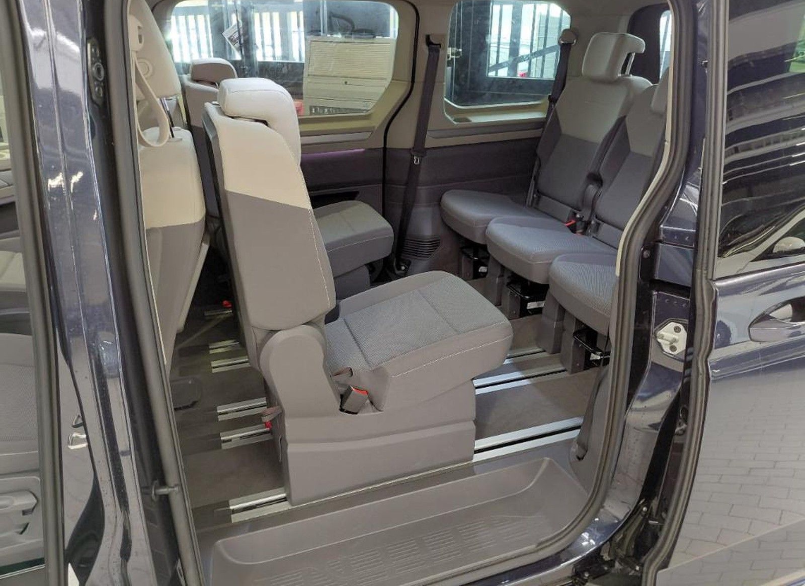 Volkswagen T7 Multivan AHK/PANO/KAMERA/ACC/MATRIX foto 10
