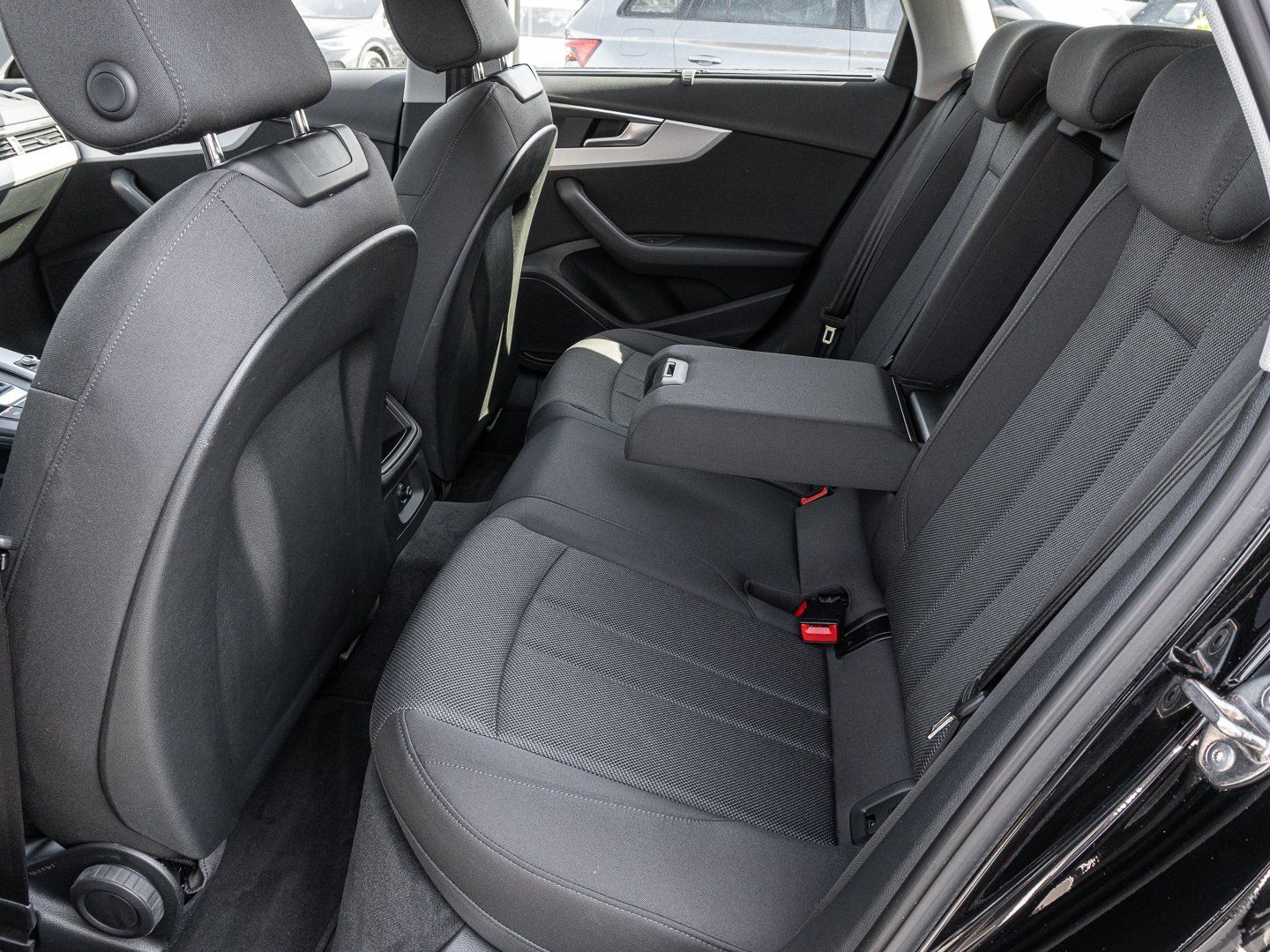 Audi A4 allroad 40 TDI quattro S tronic Navi Plus Kam foto 16