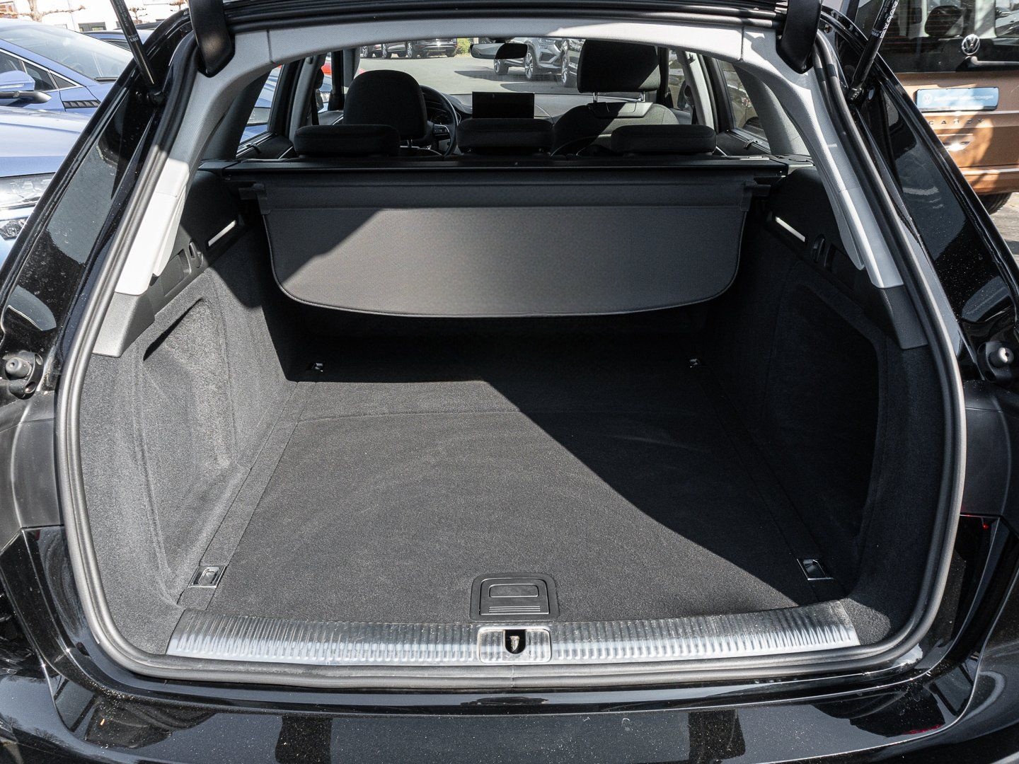 Audi A4 allroad 40 TDI quattro S tronic Navi Plus Kam foto 18