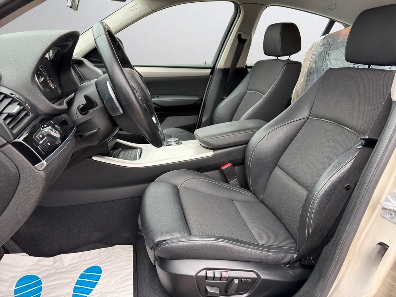 BMW X4 xDrive 20 i*Navi*RFK*Xenon*AHK*SHZ*1.Hand* foto 8