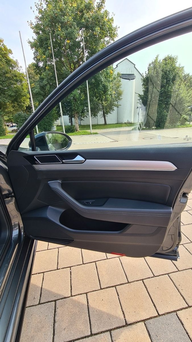Volkswagen Passat 2.0 TDI SCR 140kW DSG Highline Varian... foto 10
