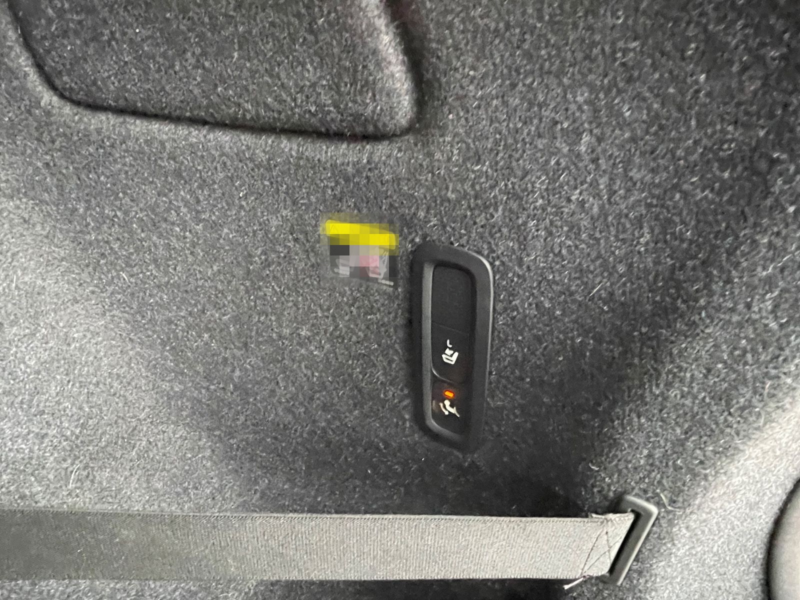 Volvo XC40 D4 AWD RDesign Aut. Pano FahrerAss 360Cam foto 9