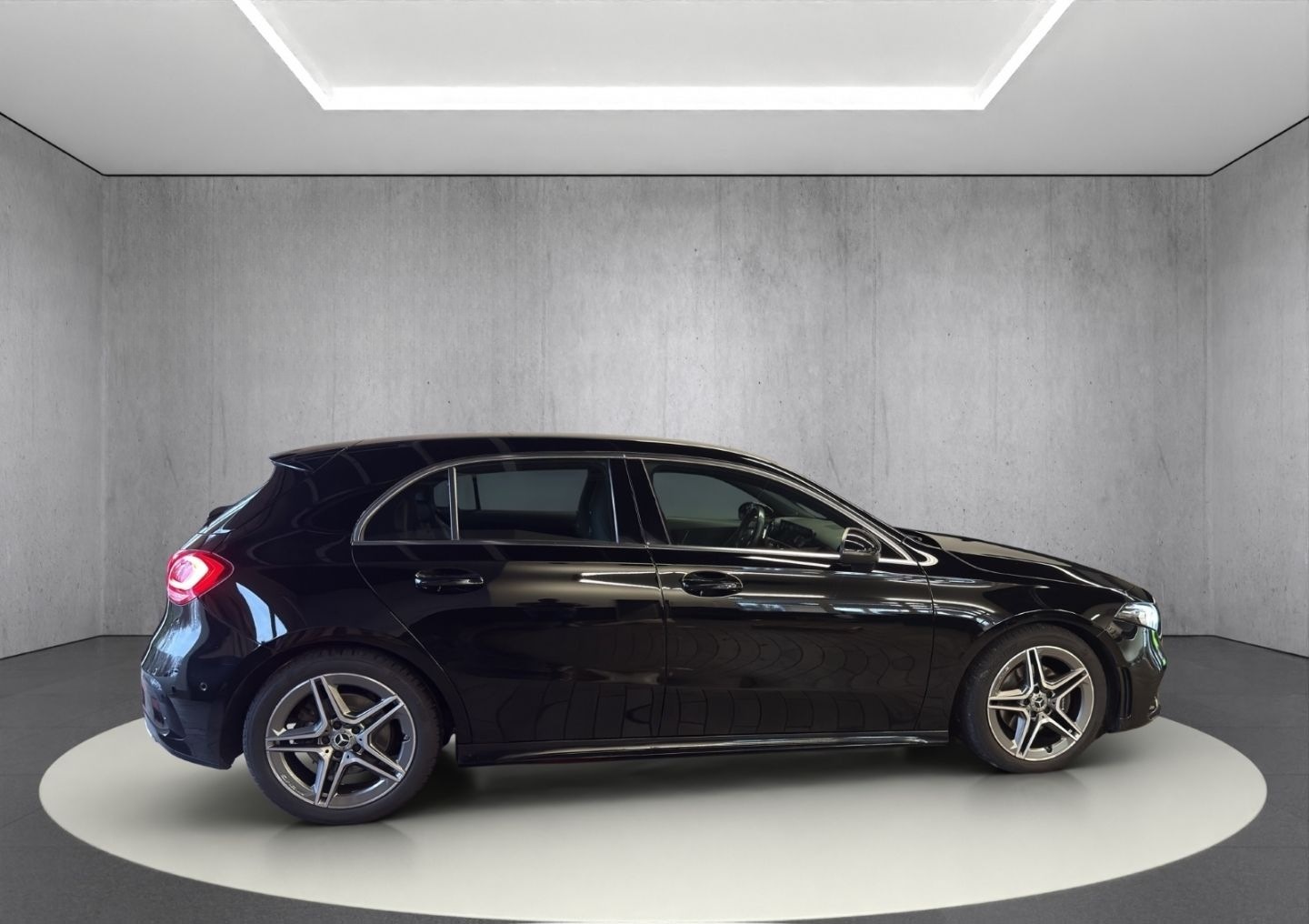 Mercedes-Benz A 200 Sportpaket Navi Digitales Cockpit LED Klim foto 7