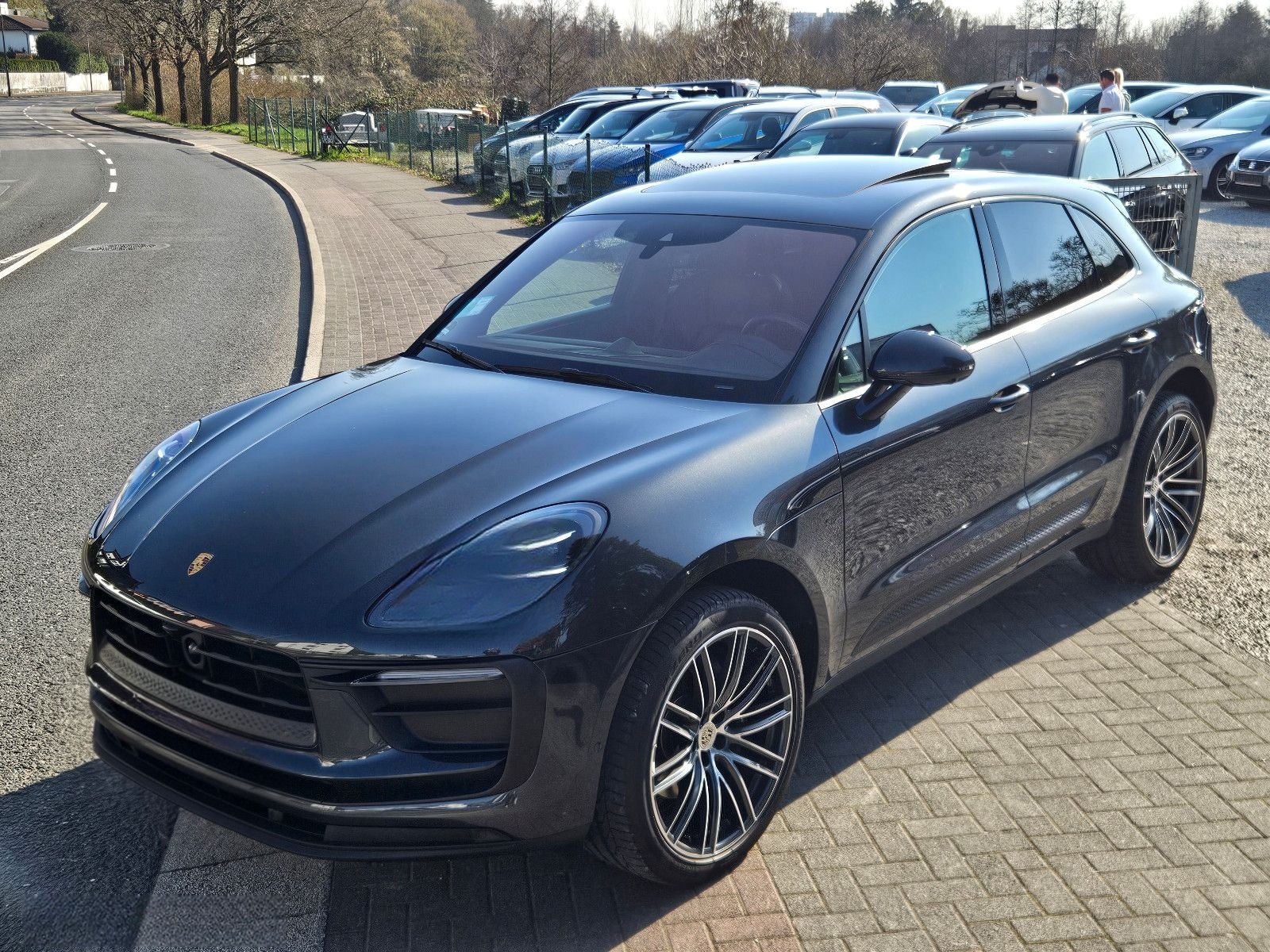 Porsche Macan Turbo 21Zoll DeutschesFahrzeug Panorama foto 11