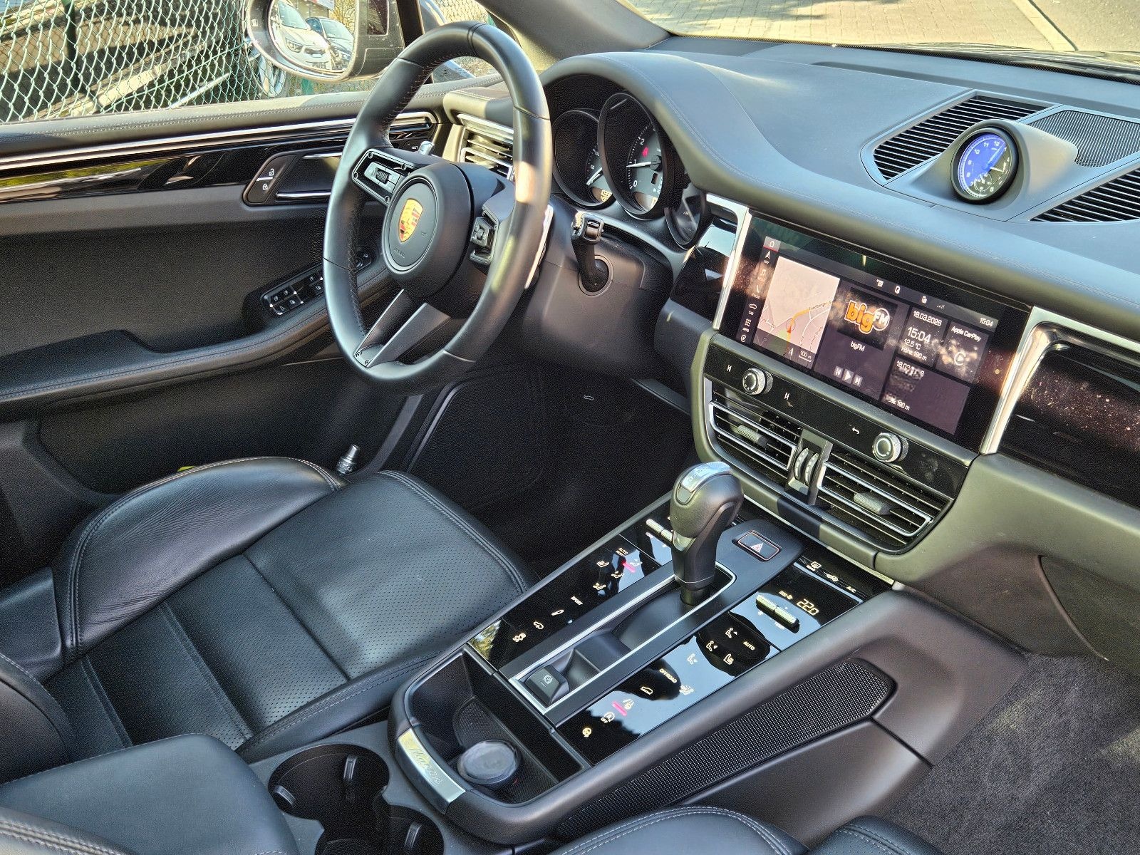 Porsche Macan Turbo 21Zoll DeutschesFahrzeug Panorama foto 12