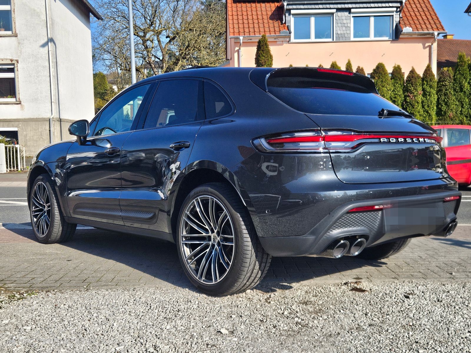 Porsche Macan Turbo 21Zoll DeutschesFahrzeug Panorama foto 5