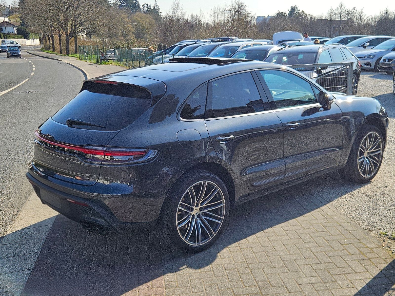 Porsche Macan Turbo 21Zoll DeutschesFahrzeug Panorama foto 10
