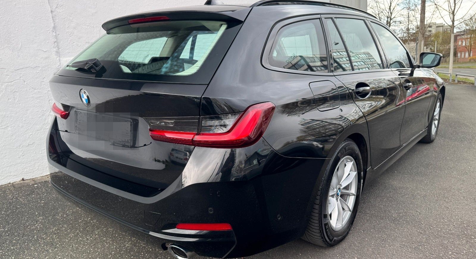 BMW 318d Touring/LED/DAB/AHK/PaAssist/ACC/Facelift foto 11