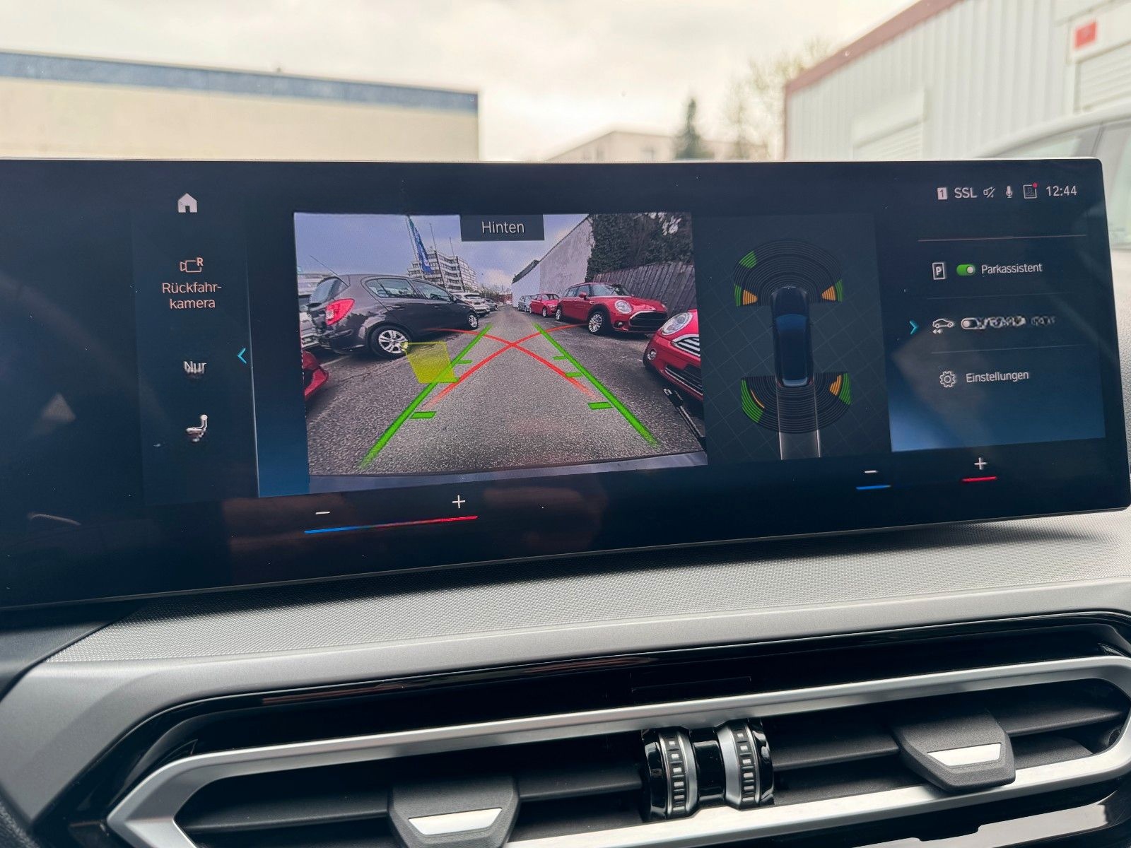BMW 318d Touring/LED/DAB/AHK/PaAssist/ACC/Facelift foto 22