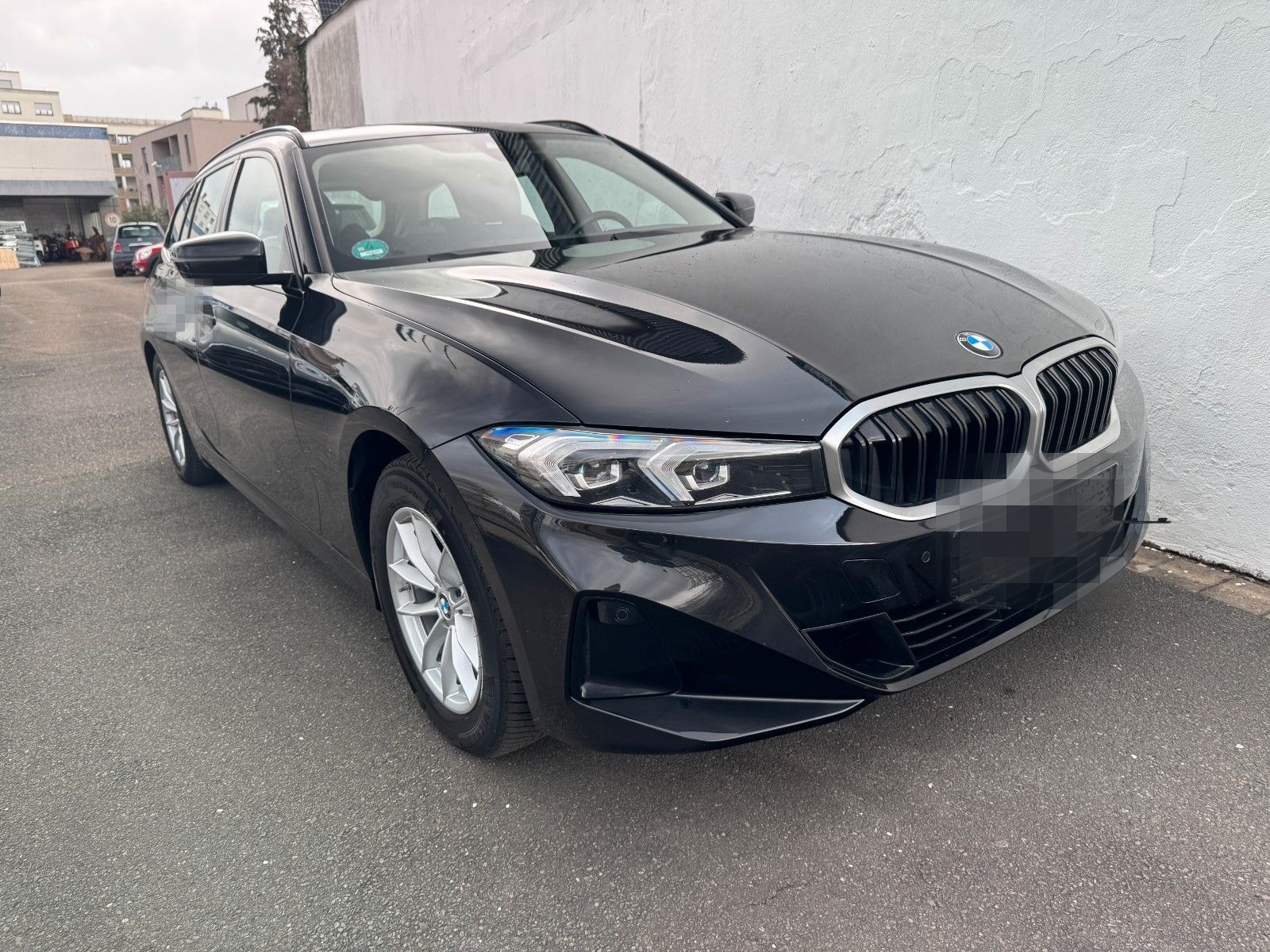 BMW 318d Touring/LED/DAB/AHK/PaAssist/ACC/Facelift foto 4