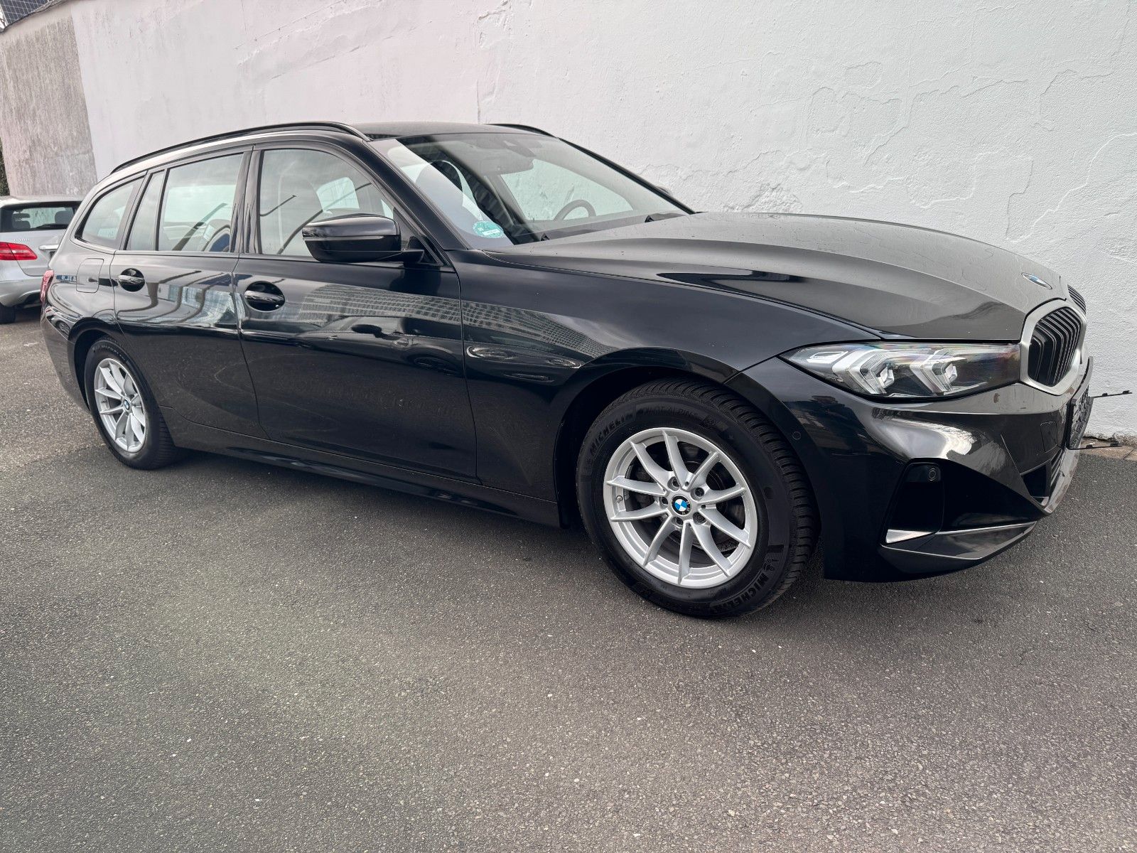 BMW 318d Touring/LED/DAB/AHK/PaAssist/ACC/Facelift foto 6