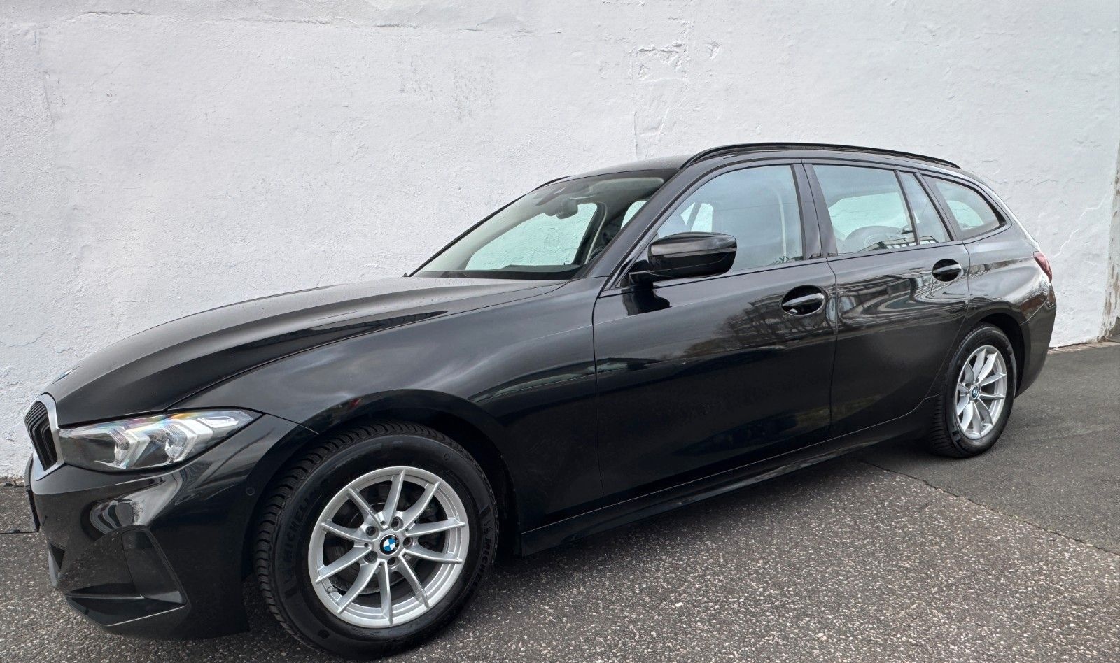 BMW 318d Touring/LED/DAB/AHK/PaAssist/ACC/Facelift foto 7