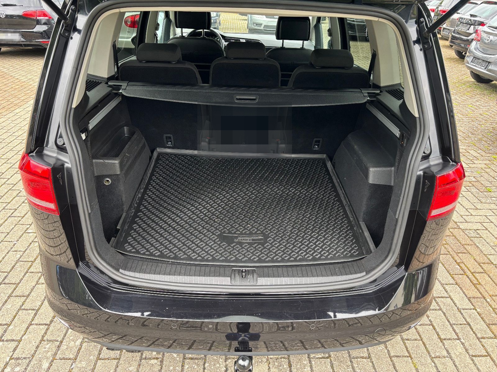 Volkswagen Touran Highline 2.0TDI BMT/Start-Stopp Navi AHK foto 8