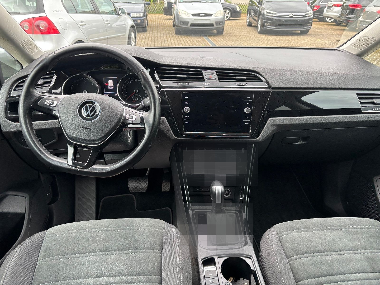 Volkswagen Touran Highline 2.0TDI BMT/Start-Stopp Navi AHK foto 9