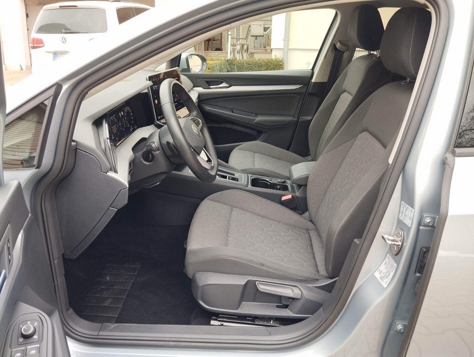 Volkswagen Golf VIII Variant 2.0 TDI 110 kW Life, Navi, PDC foto 11