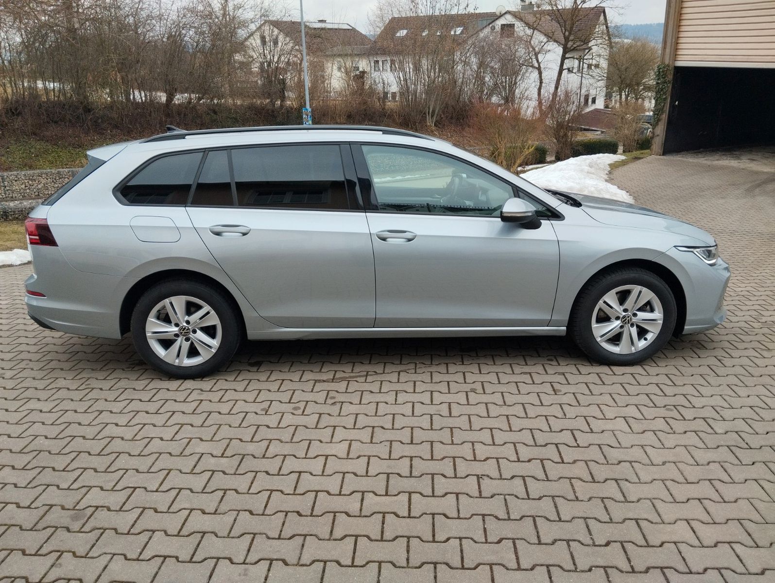 Volkswagen Golf VIII Variant 2.0 TDI 110 kW Life, Navi, PDC foto 5