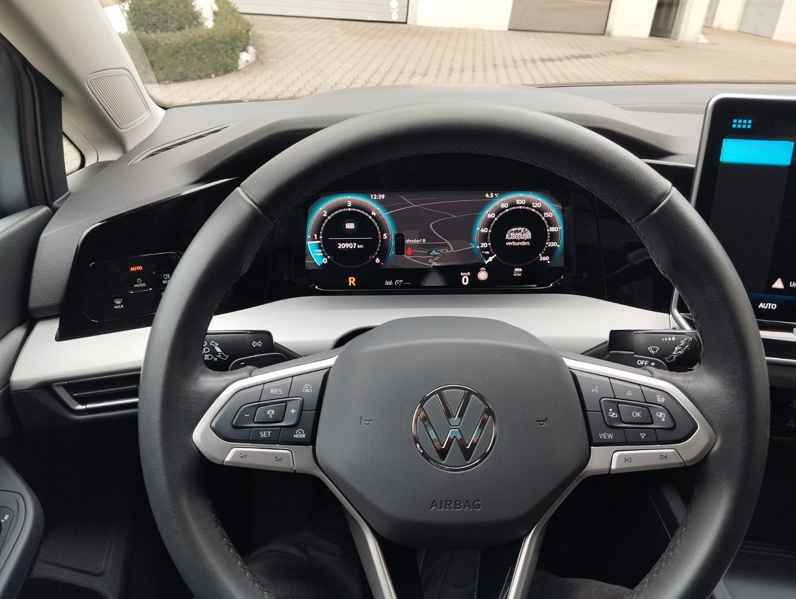 Volkswagen Golf VIII Variant 2.0 TDI 110 kW Life, Navi, PDC foto 9