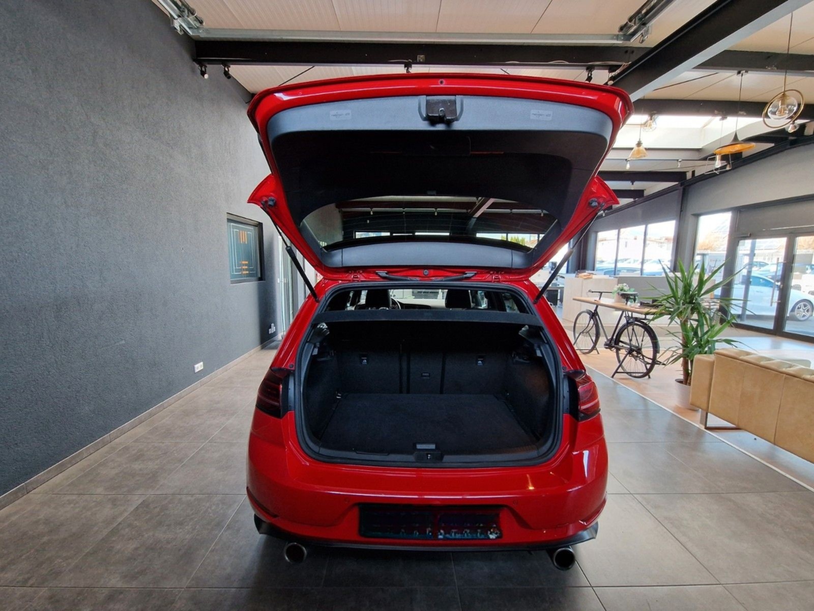 Volkswagen Golf GTI Performance 2,0TSI*STANDHZG*PANO*KAMERA foto 4