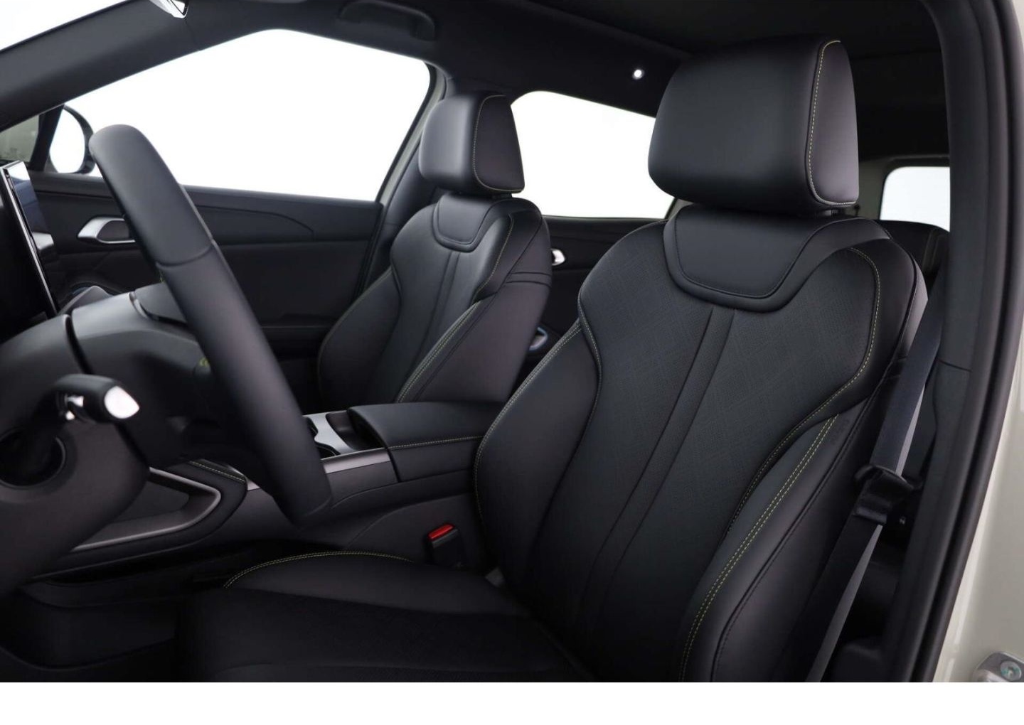 BYD ATTO 2 Comfort LP: 43.549,- / Pano/ 360° Kamera foto 10