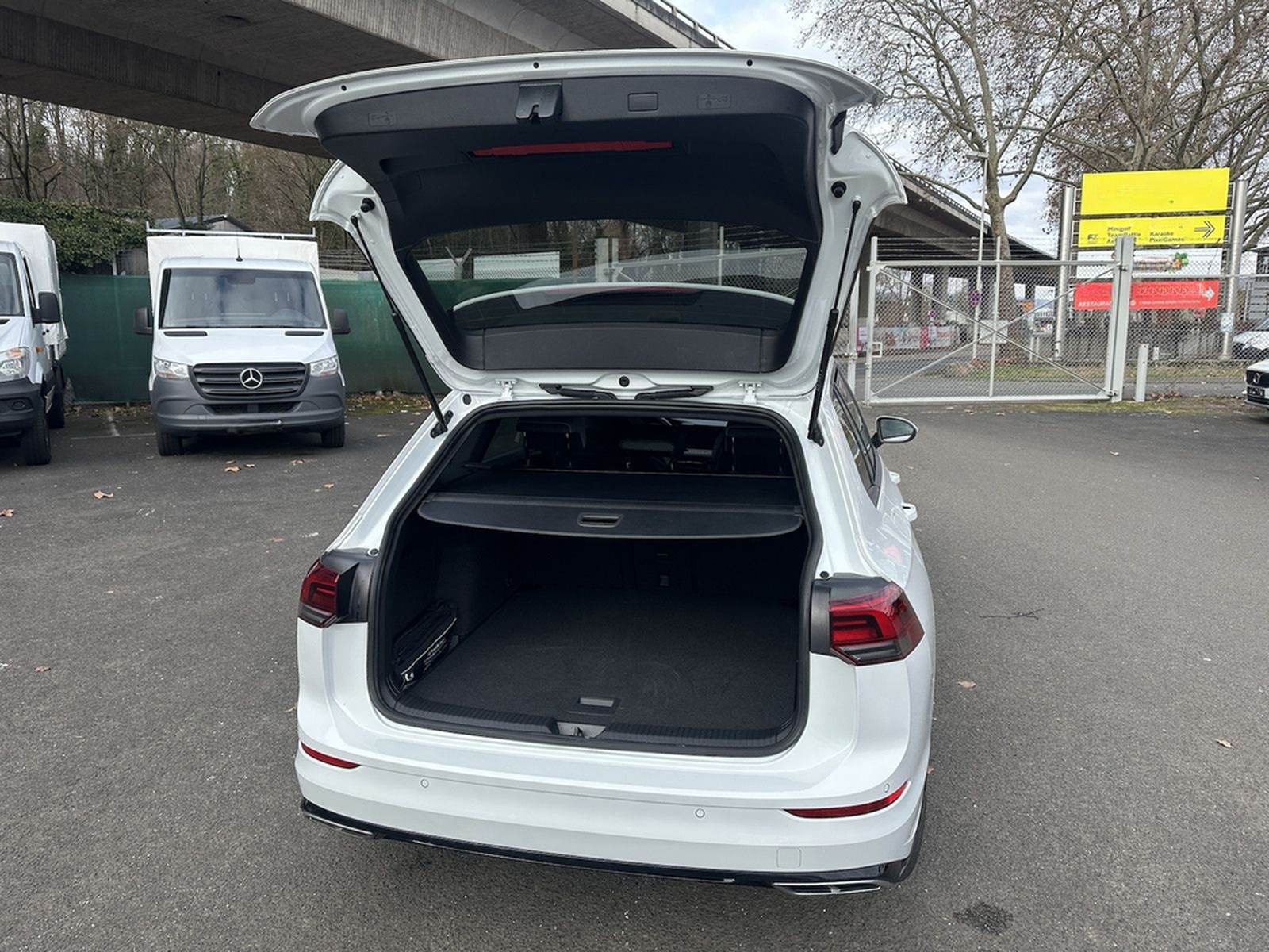 Volkswagen Golf Variant R-Line Navi Winterpaket foto 23