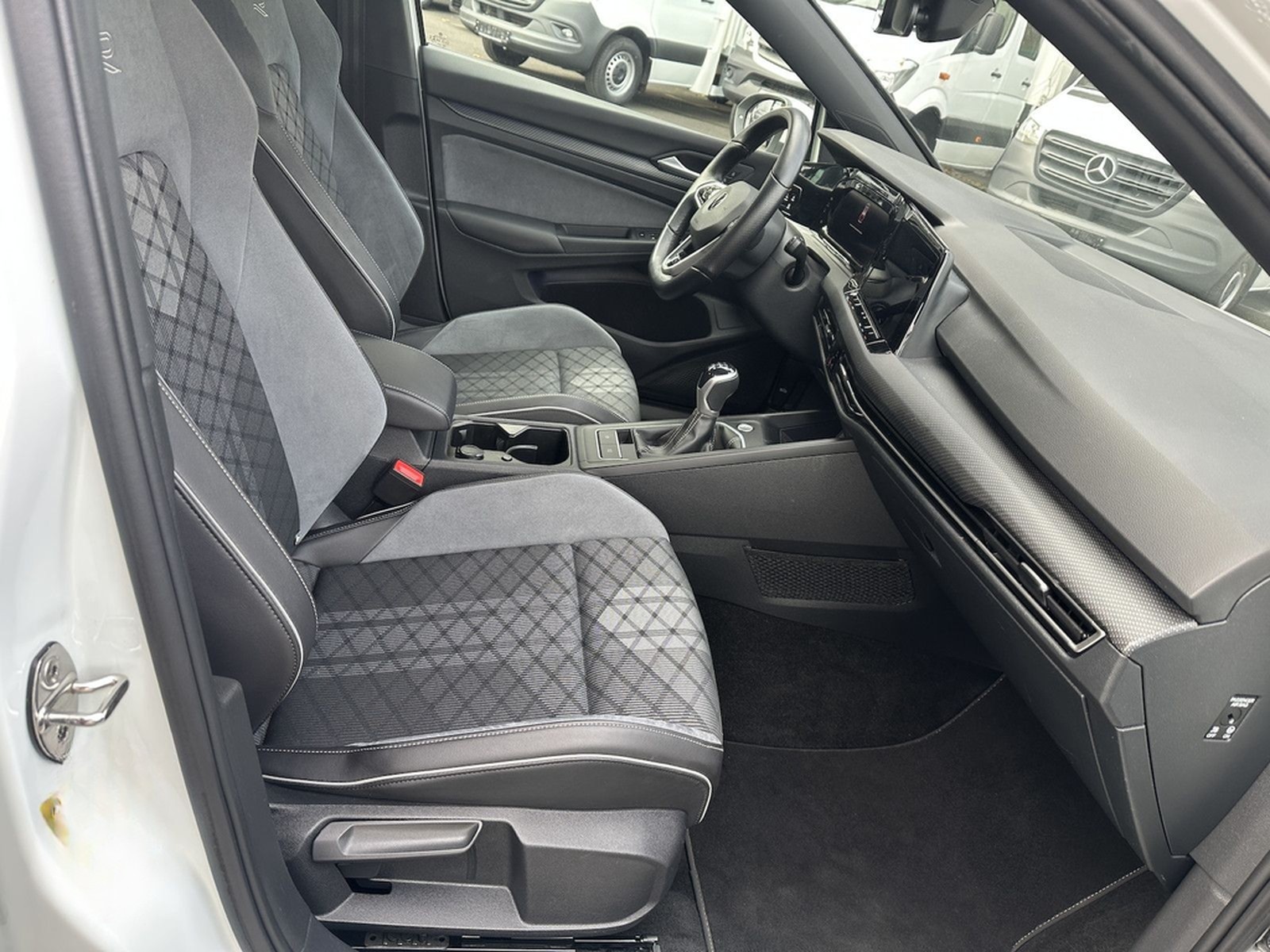 Volkswagen Golf Variant R-Line Navi Winterpaket foto 27