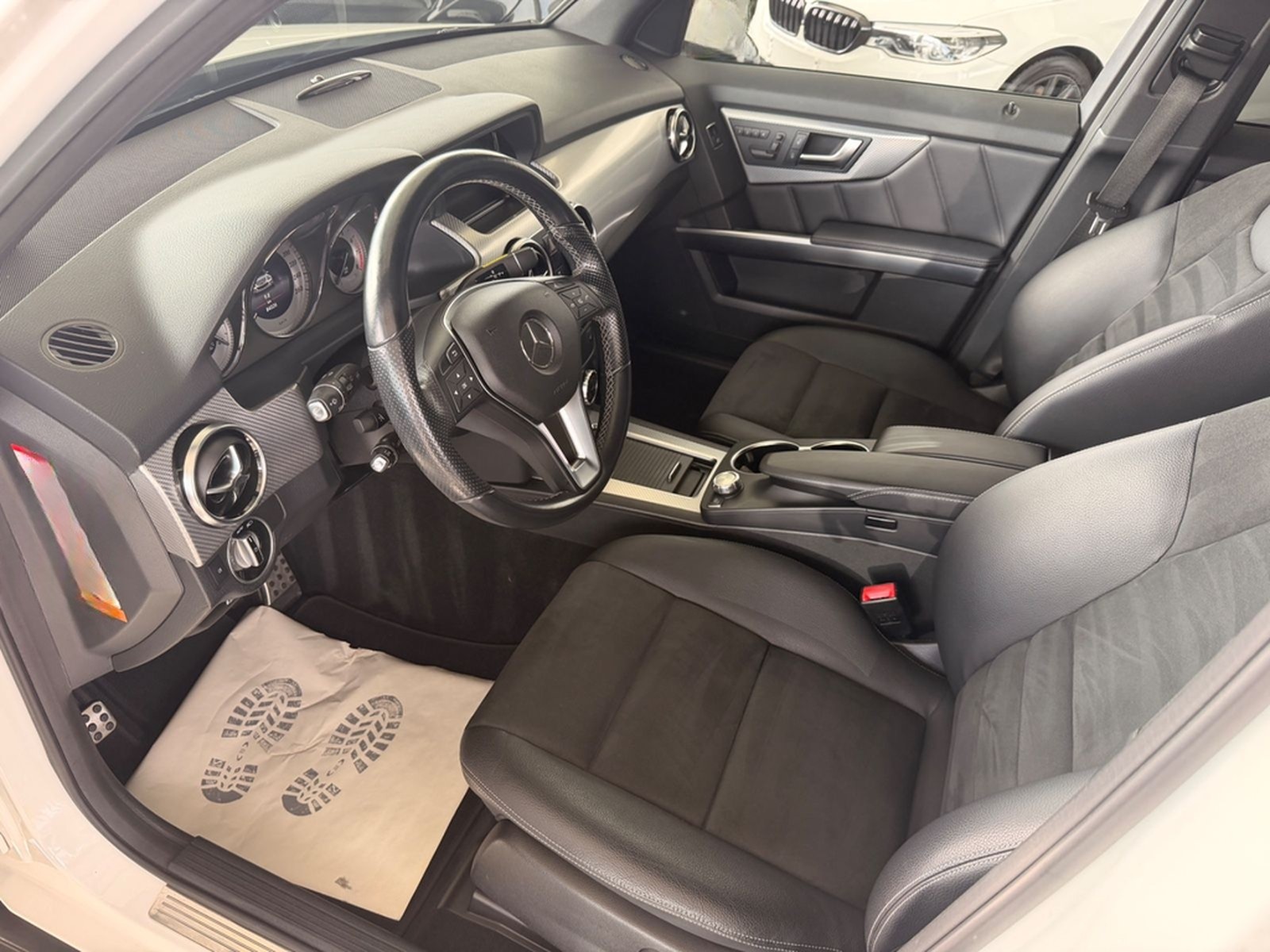 Mercedes-Benz GLK 350 4Matic AMG*360*PDC*Bi-Xenon foto 13