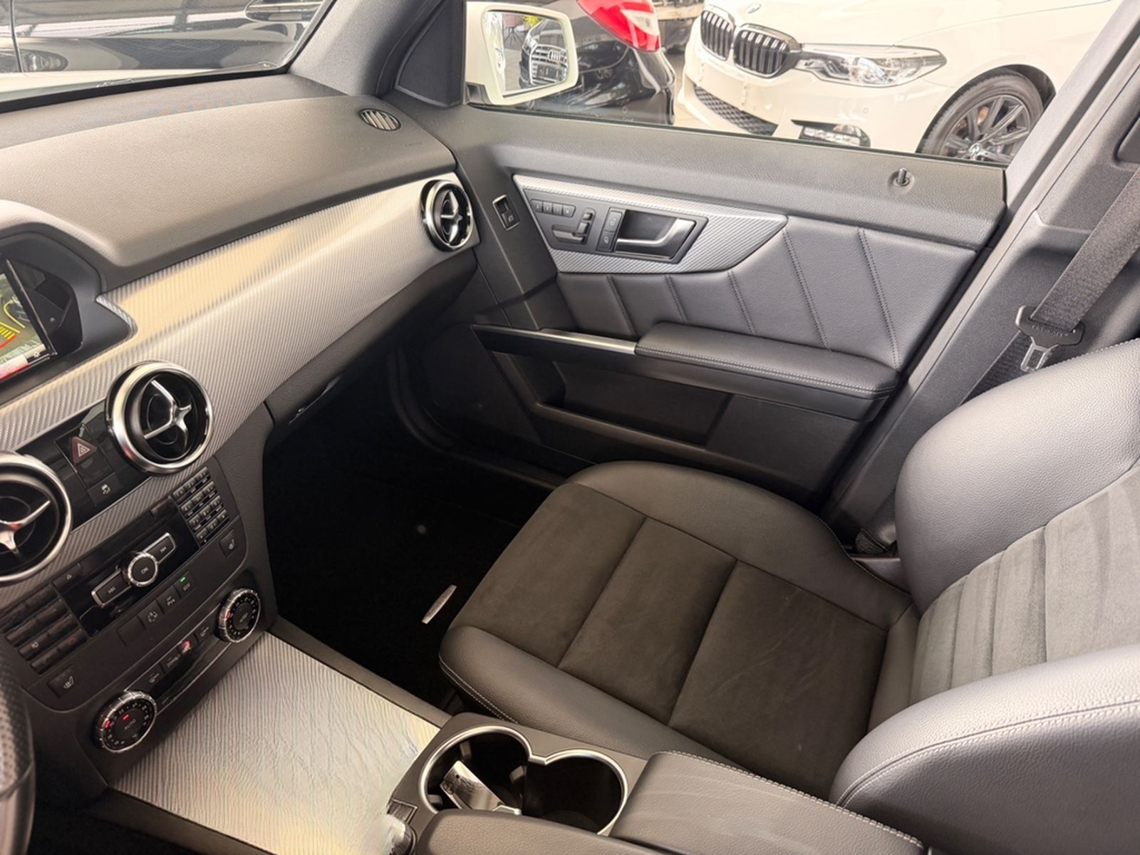 Mercedes-Benz GLK 350 4Matic AMG*360*PDC*Bi-Xenon foto 21