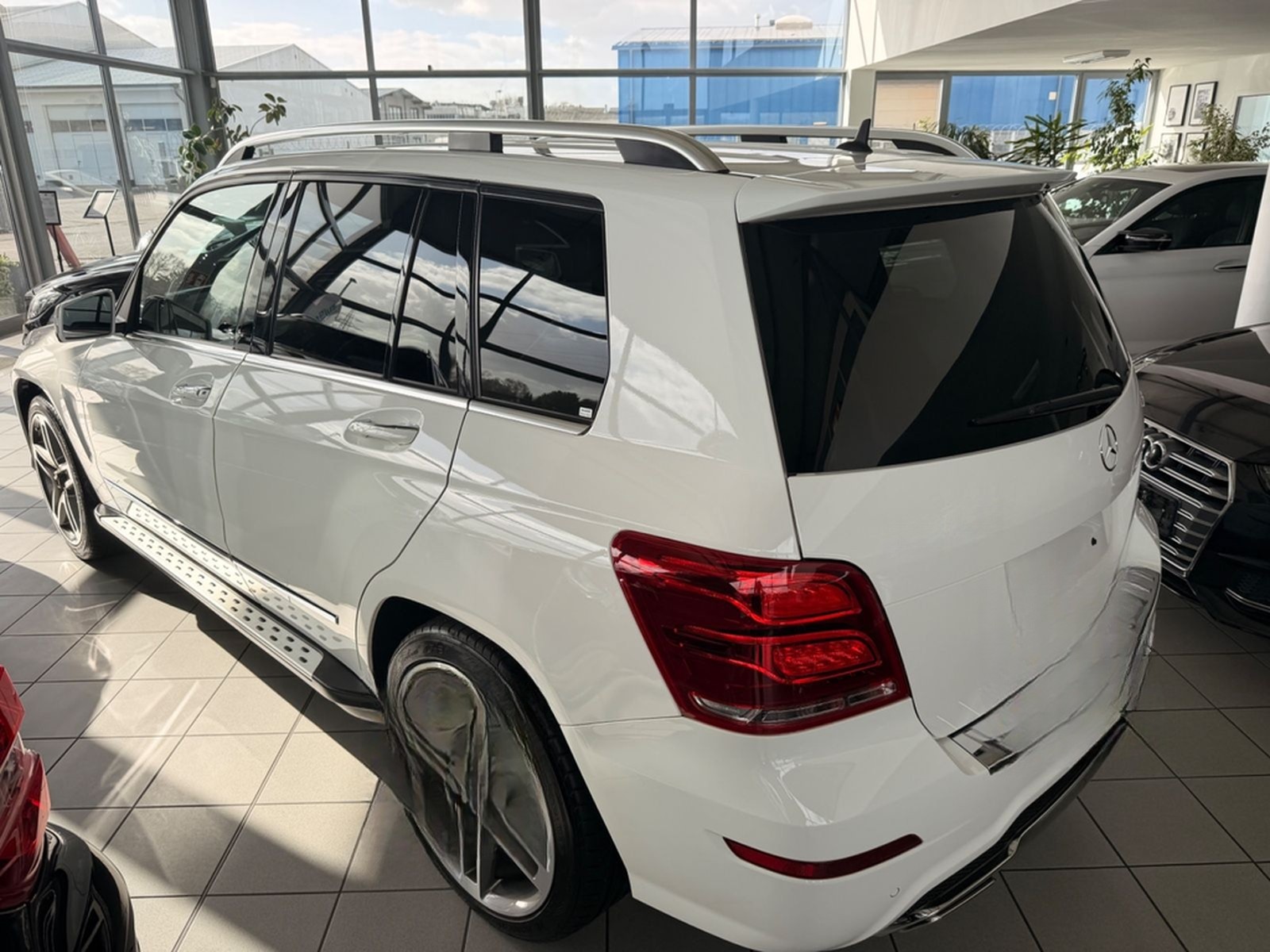 Mercedes-Benz GLK 350 4Matic AMG*360*PDC*Bi-Xenon foto 5