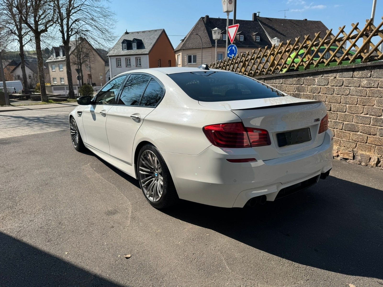 BMW M5 F10 BMW M V-Max Aufhebung foto 2