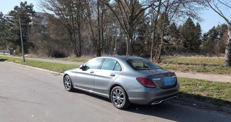 Mercedes-Benz C 180 Garagenwagen, TÜV NEU, Scheckheftgepflegt foto 2