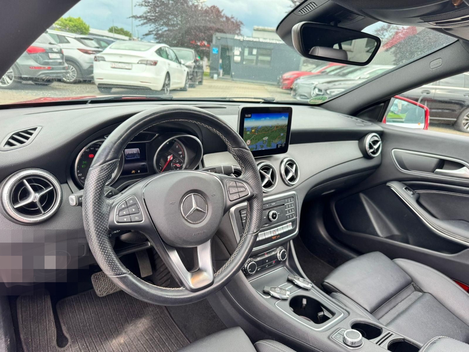 Mercedes-Benz CLA 220 CDI Automatik SB PANO Standhzng. Kamera foto 12